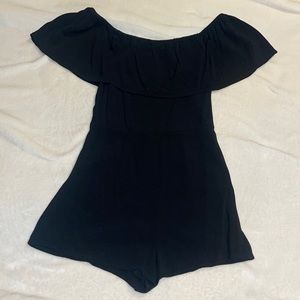 Forever 21 black off shoulder romper size small